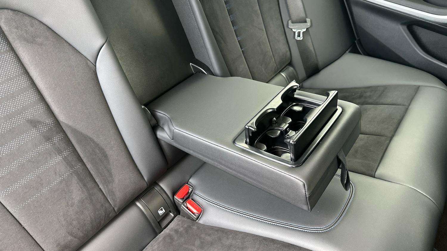 Used BMW 3 Series 2024 for sale - 77641256: Photo 27