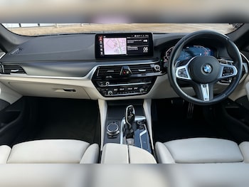 Used BMW 5 Series 2023 for sale - 77474613: Photo