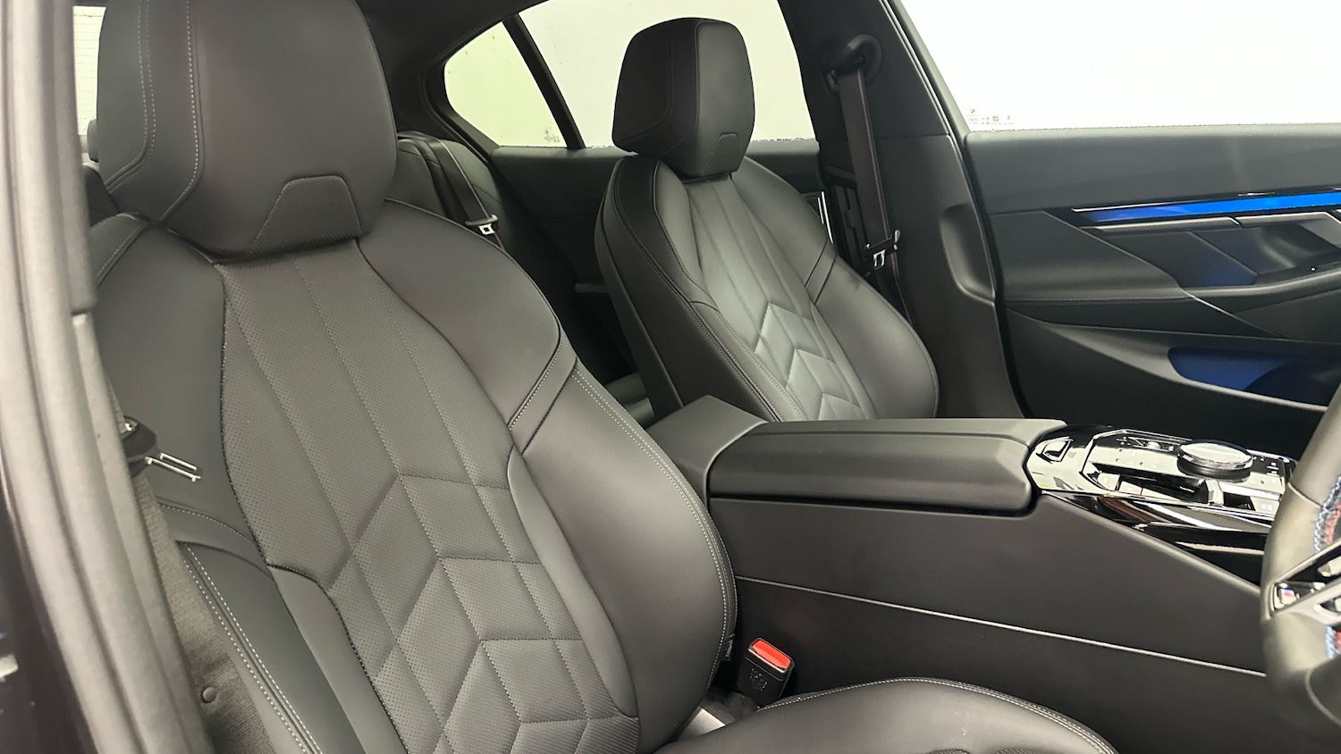 Used BMW i5 2025 for sale - 76963219: Photo 11