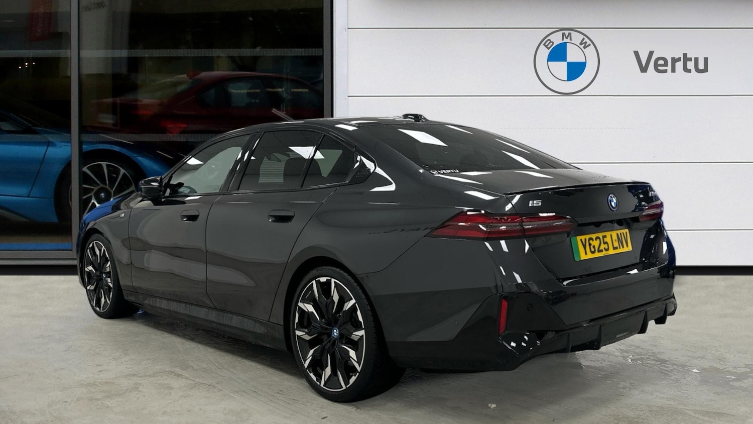 Used BMW i5 2025 for sale - 76963219: Photo 2