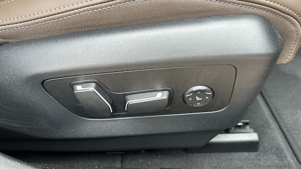 Used BMW 5 Series 2025 for sale - 76114180: Photo 36