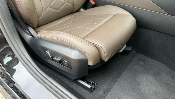 Used BMW 5 Series 2025 for sale - 76114180: Photo 37