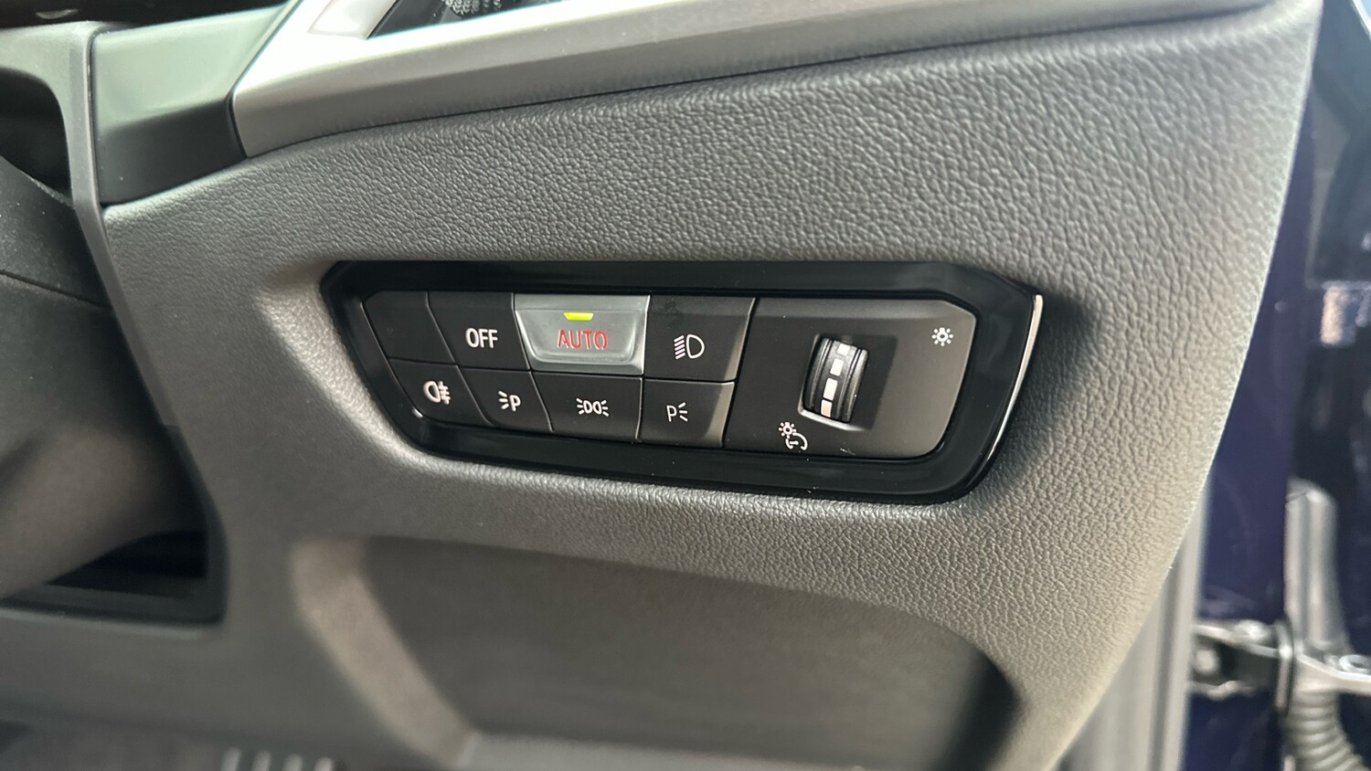 Used BMW 4 Series 2024 for sale - 76287868: Photo 31