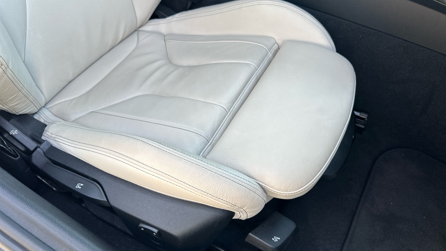 Used BMW Z4 2019 for sale - 78109271: Photo 29