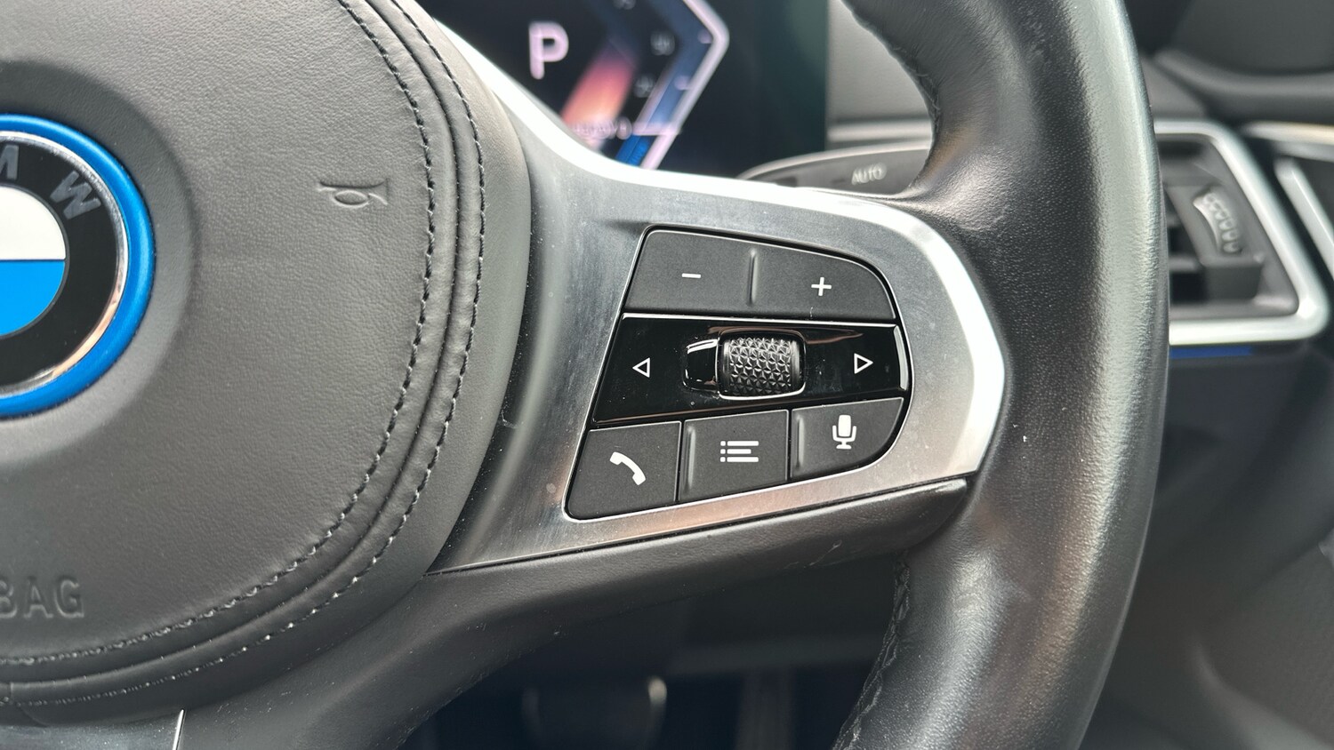 Used BMW i4 2023 for sale - 77903815: Photo 18