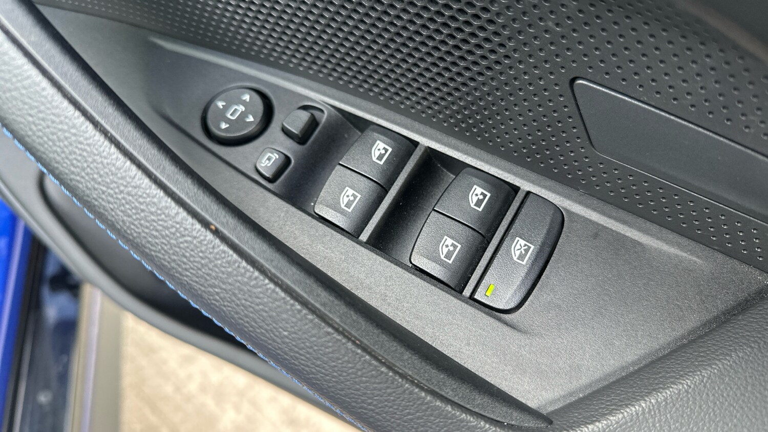 Used BMW i4 2023 for sale - 77903815: Photo 31