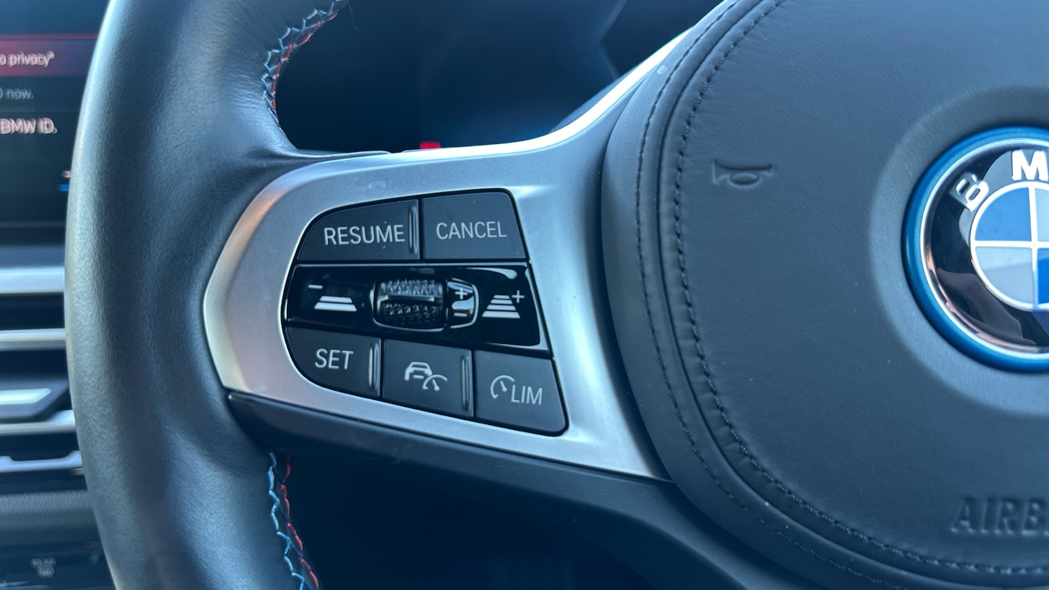 Used BMW i4 2023 for sale - 76807015: Photo 17