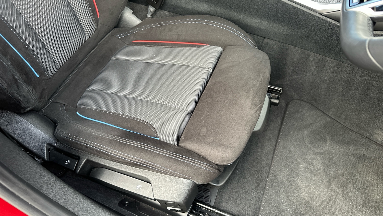 Used BMW 3 Series 2024 for sale - 76799042: Photo 32