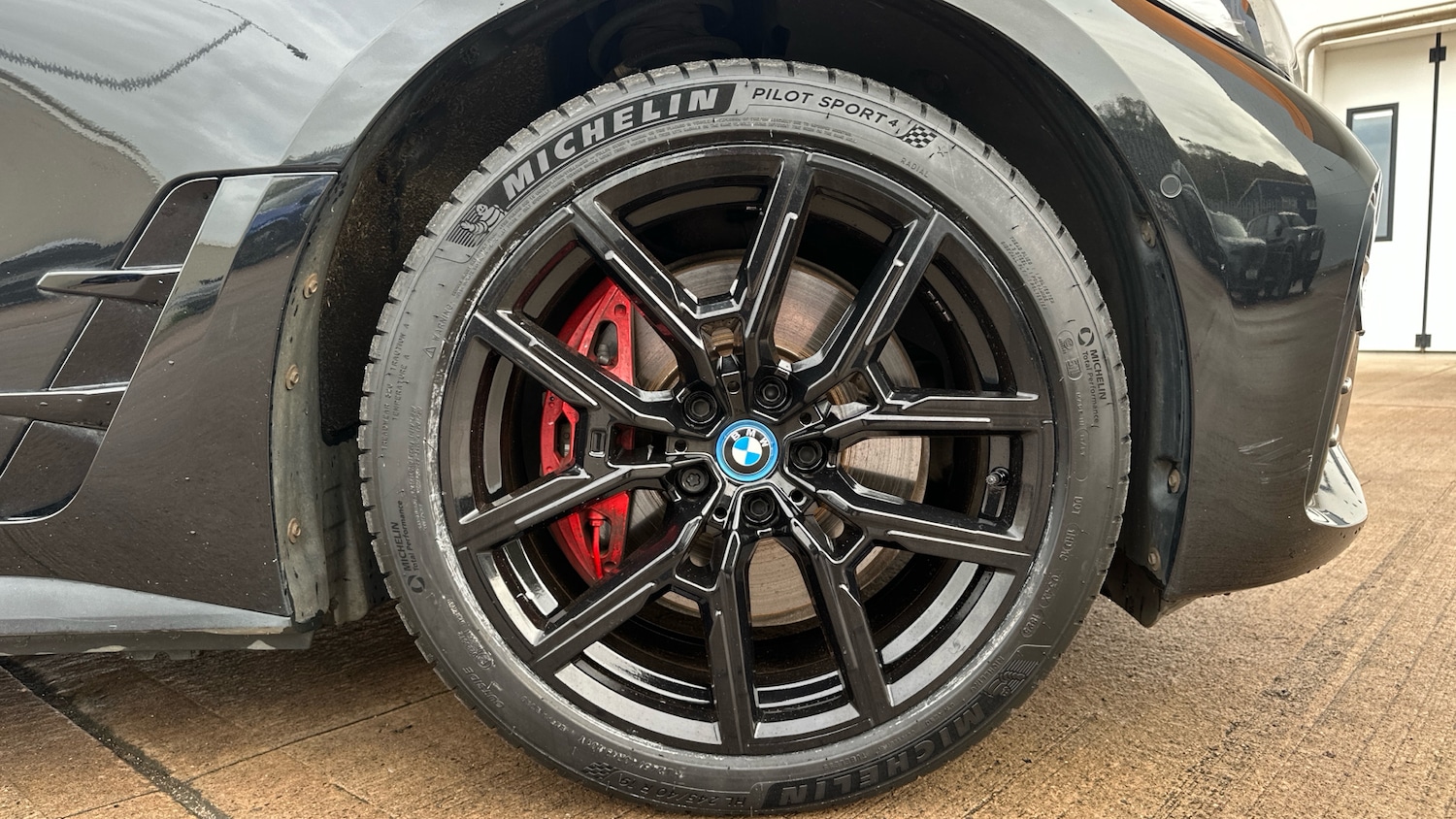 Used BMW i4 2022 for sale - 76490398: Photo 14