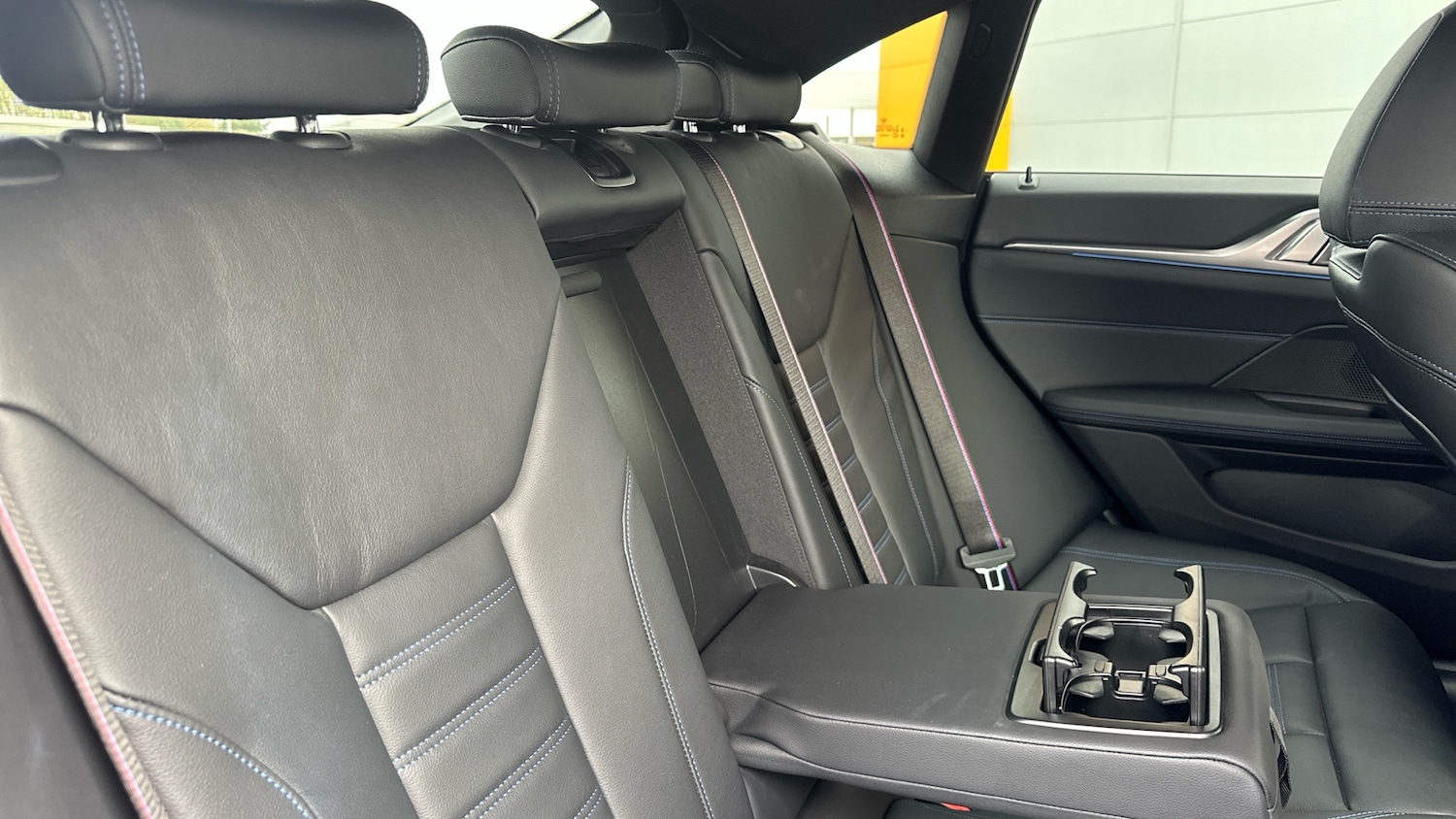 Used BMW i4 2022 for sale - 76490398: Photo 28