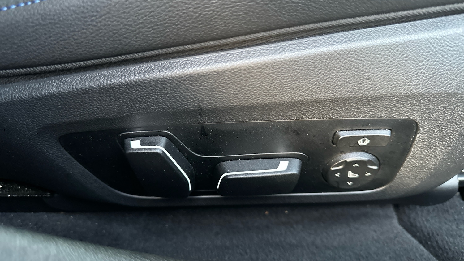 Used BMW i4 2025 for sale - 76968746: Photo 32