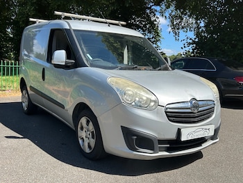 Used Vauxhall Combo 2015 for sale - 79102053: Photo