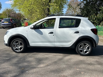 Used Dacia Sandero Stepway 2019 for sale - 78785033: Photo