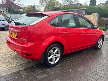 Used Ford Focus 2010 for sale - 78210166: Photo