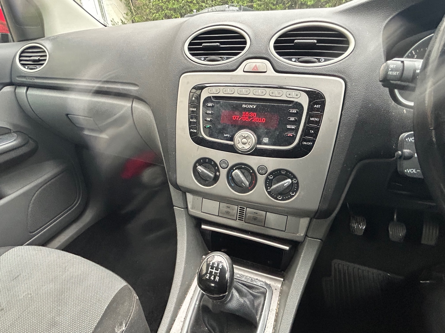 Used Ford Focus 2010 for sale - 78210166: Photo 8