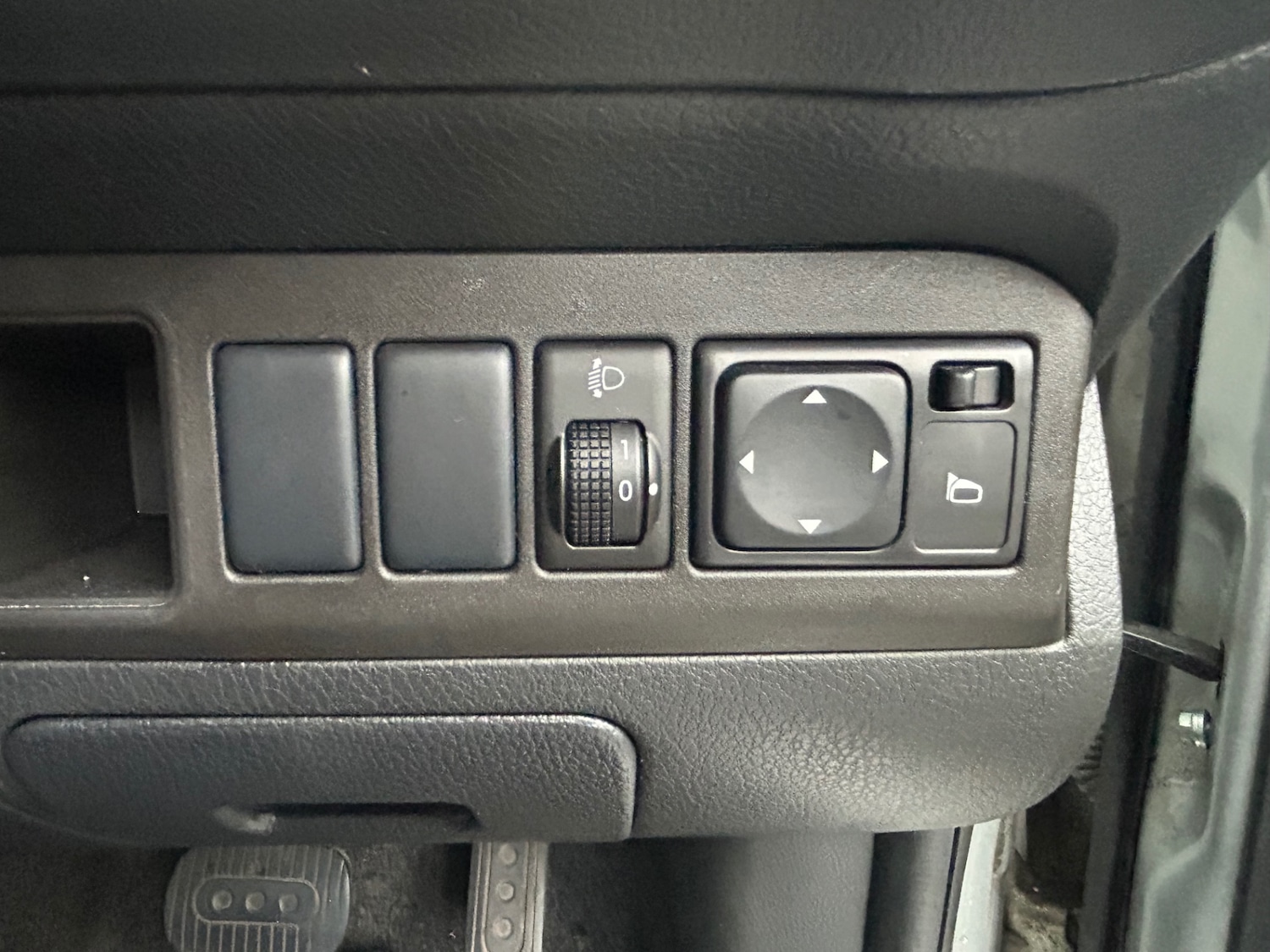 Used Nissan Note 2010 for sale - 76763350: Photo 21