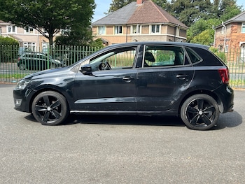 Used Volkswagen Polo 2010 for sale - 79612854: Photo