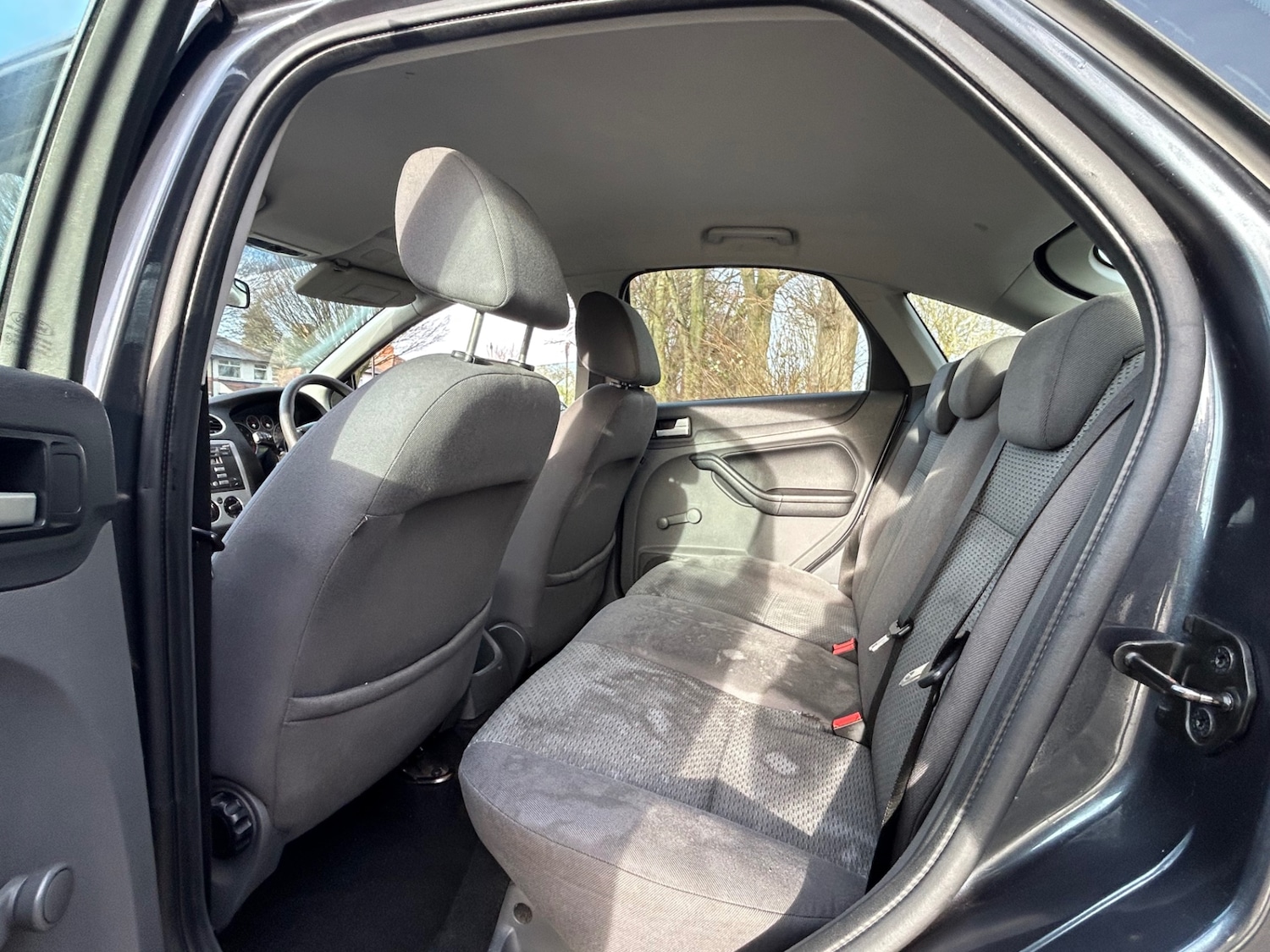 Used Ford Focus 2006 for sale - 76860014: Photo 12