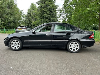 Used Mercedes-Benz C Class 2005 for sale - 78922012: Photo