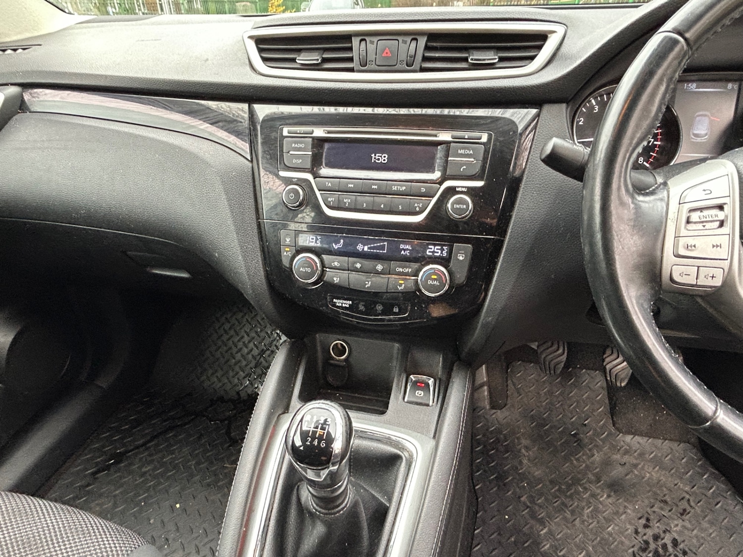 Used Nissan Qashqai 2014 for sale - 76643840: Photo 21