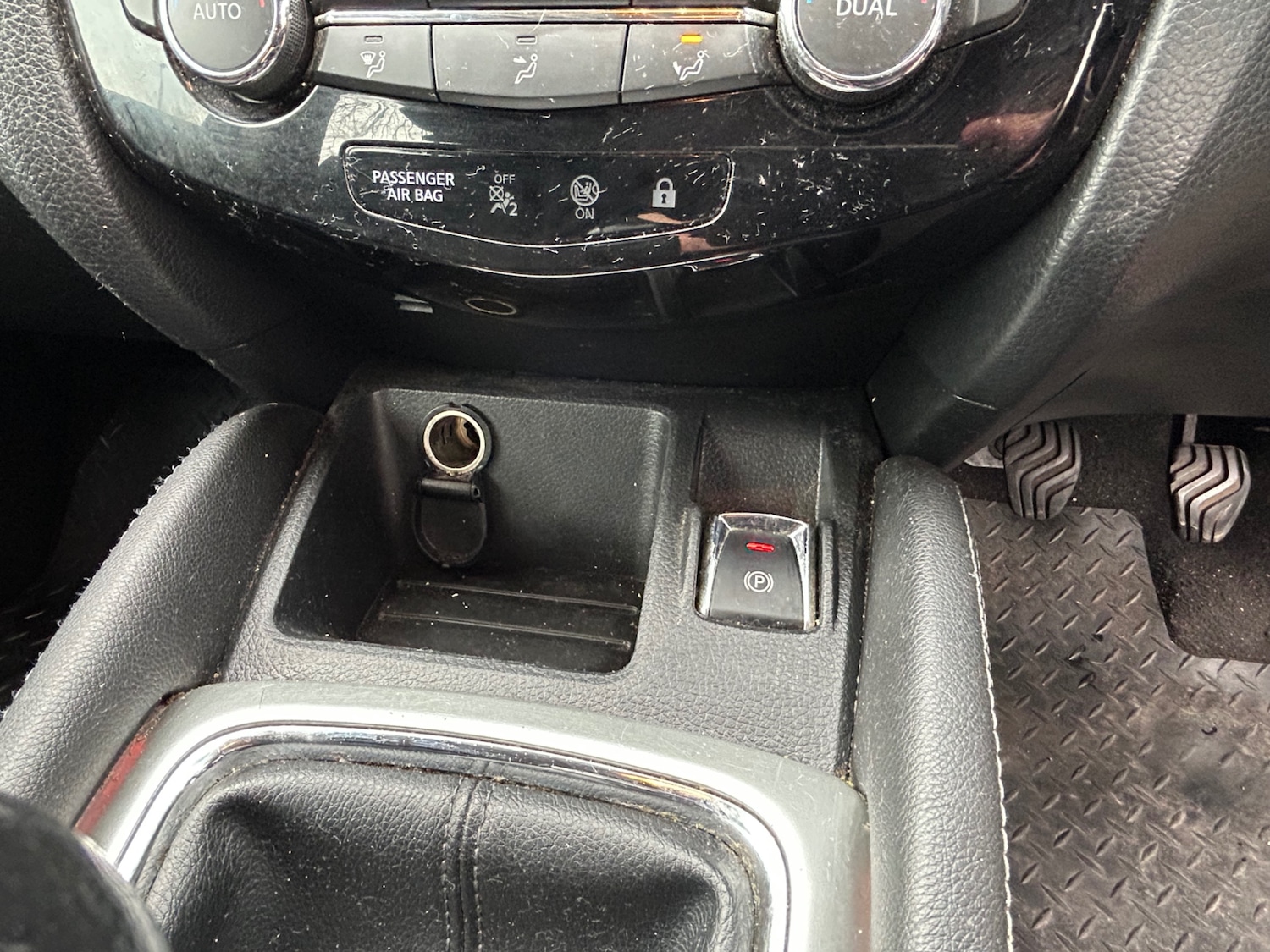 Used Nissan Qashqai 2014 for sale - 76643840: Photo 23