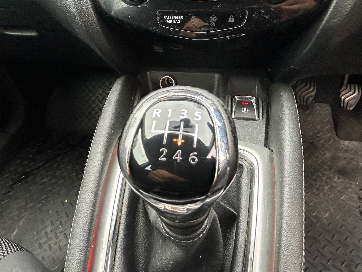 Used Nissan Qashqai 2014 for sale - 76643840: Photo 24