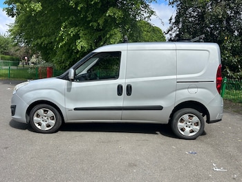 Used Vauxhall Combo 2015 for sale - 78534856: Photo