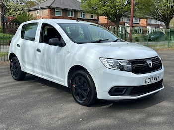 Used Dacia Sandero 2017 for sale - 78197181: Photo