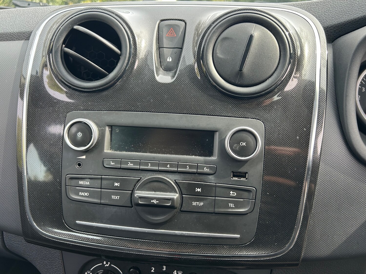 Used Dacia Sandero 2017 for sale - 78197181: Photo 24