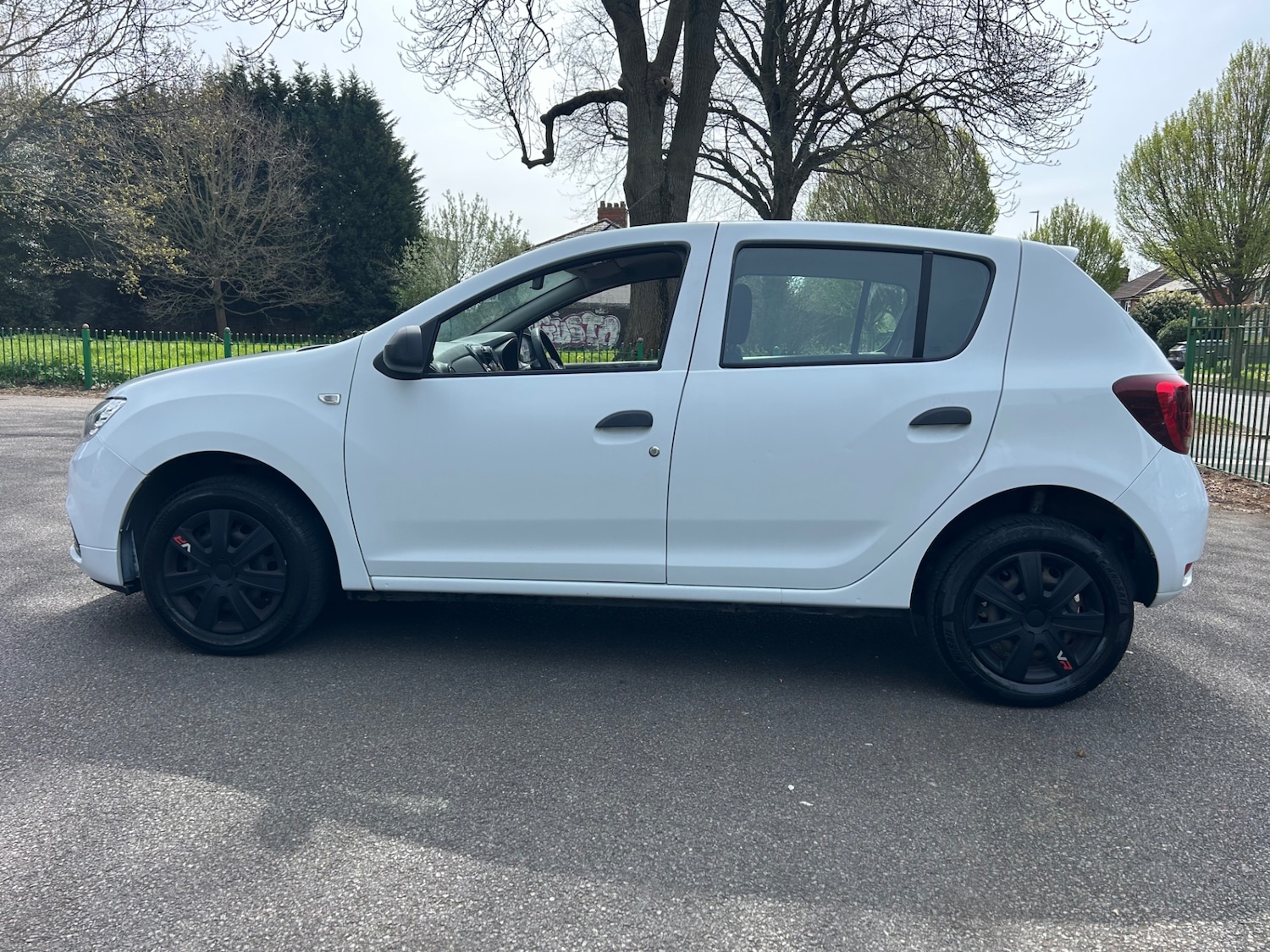 Used Dacia Sandero 2017 for sale - 78197181: Photo 4