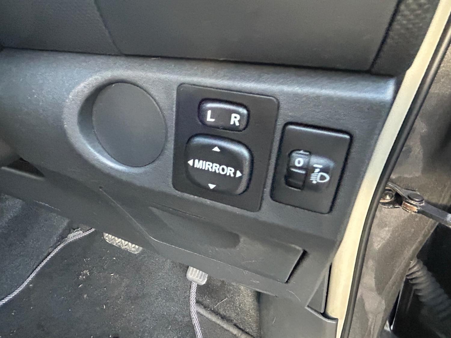 Used Toyota Yaris 2011 for sale - 76637872: Photo 13