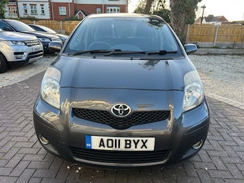 Used Toyota Yaris 2011 for sale - 76637872: Photo