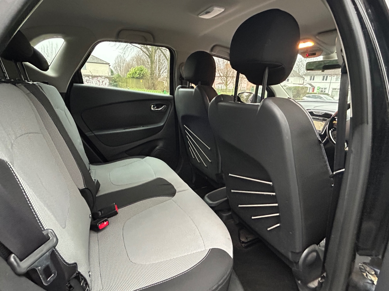 Used Renault Captur 2014 for sale - 77802434: Photo 14