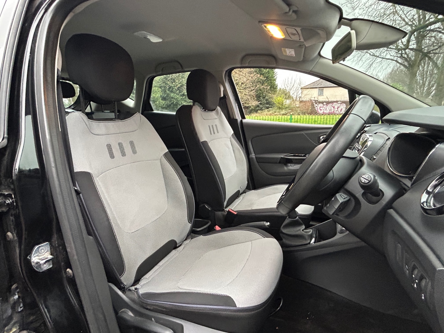 Used Renault Captur 2014 for sale - 77802434: Photo 16