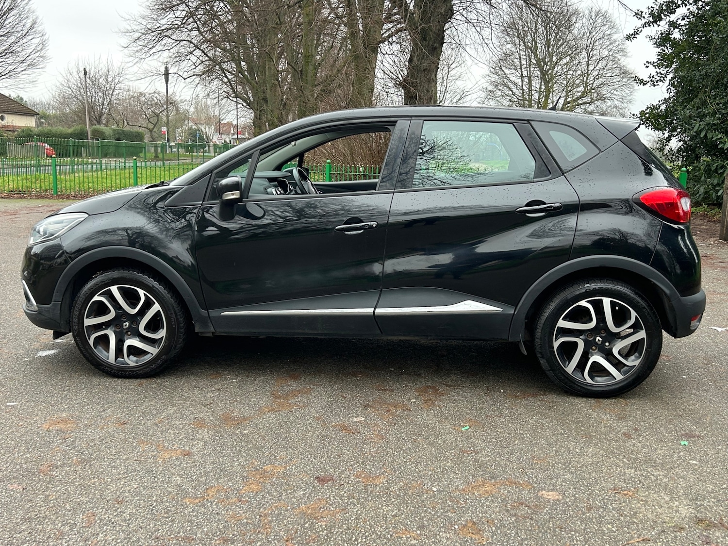 Used Renault Captur 2014 for sale - 77802434: Photo 4