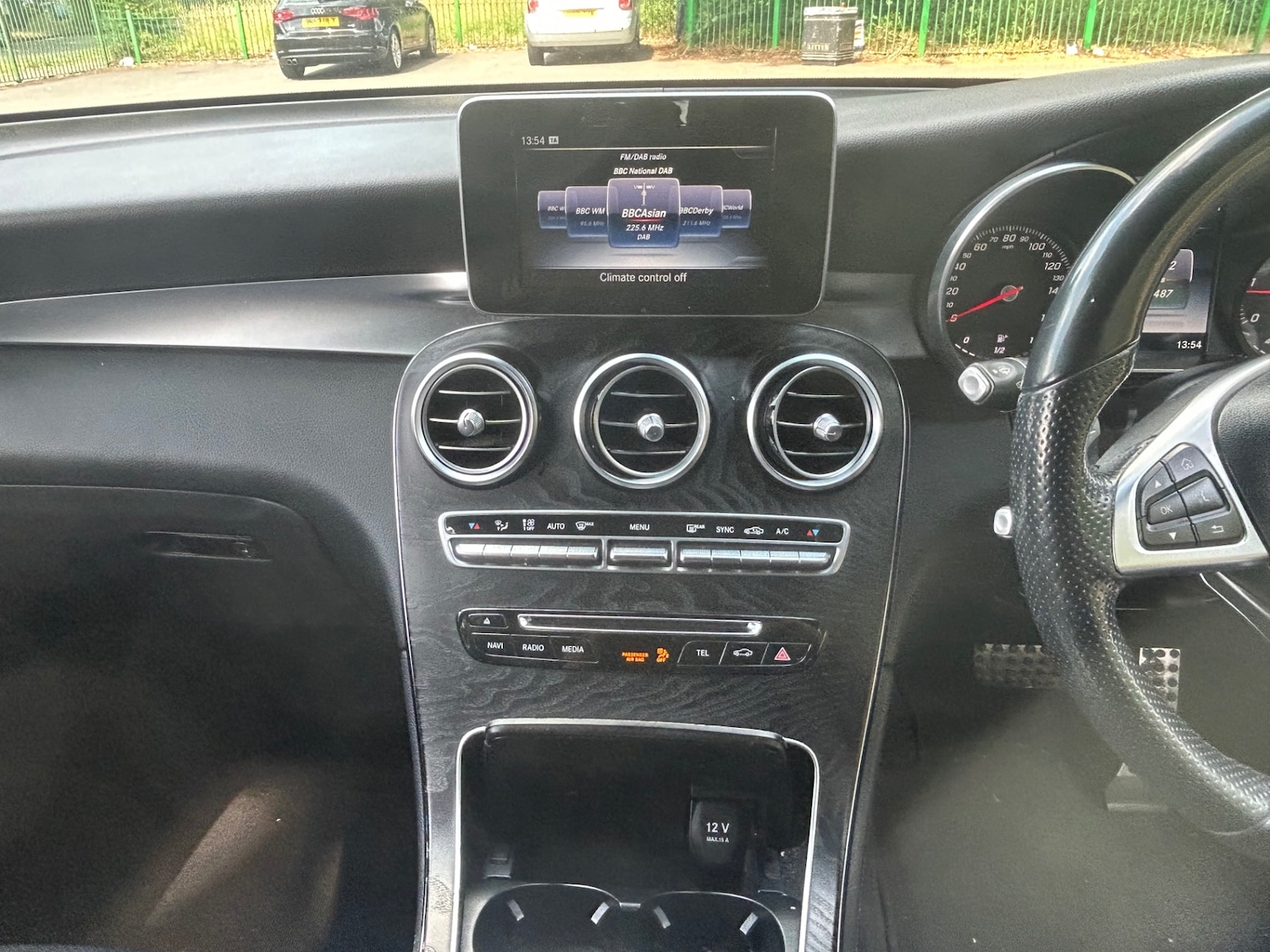 Used Mercedes-Benz GLC 2016 for sale - 76643889: Photo 19