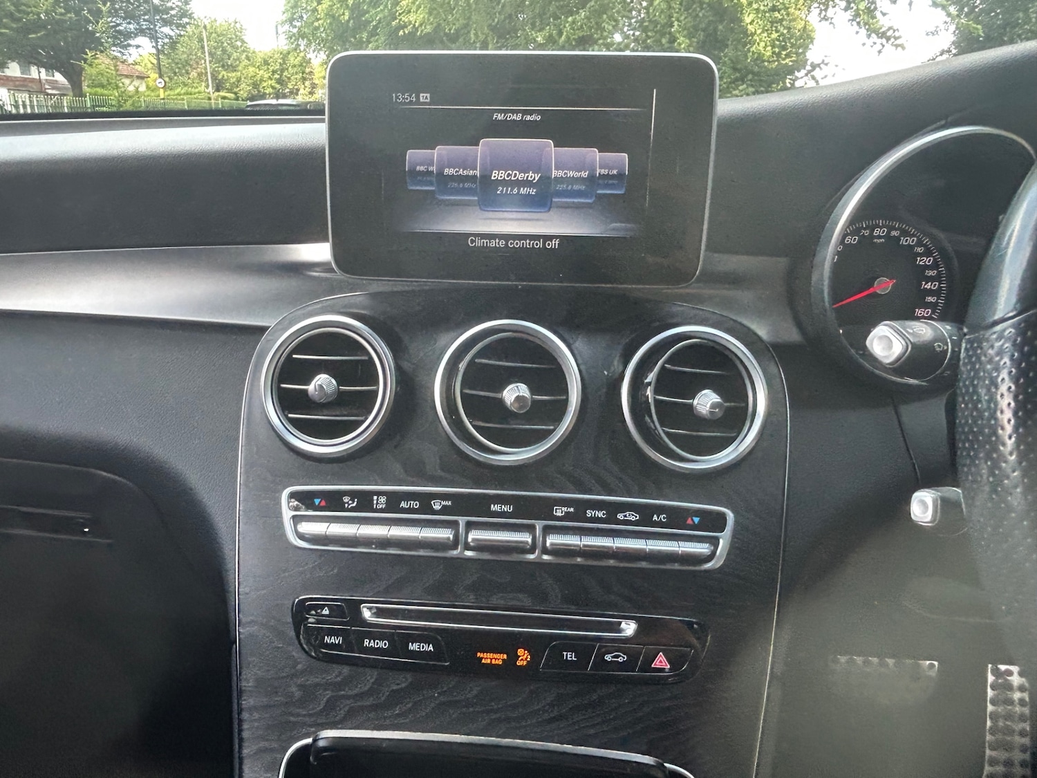 Used Mercedes-Benz GLC 2016 for sale - 76643889: Photo 20