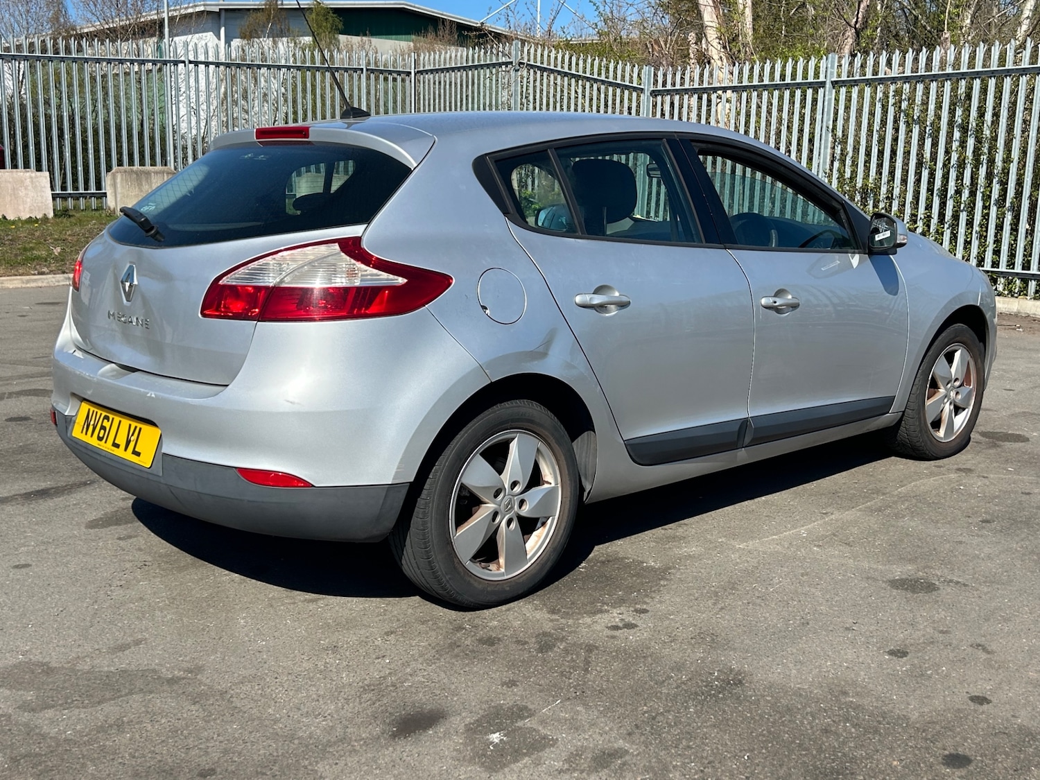 Used Renault Megane 2012 for sale - 76837571: Photo 4