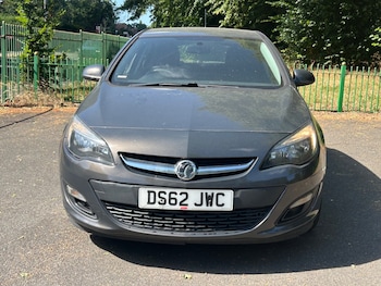 Used Vauxhall Astra 2013 for sale - 79612858: Photo