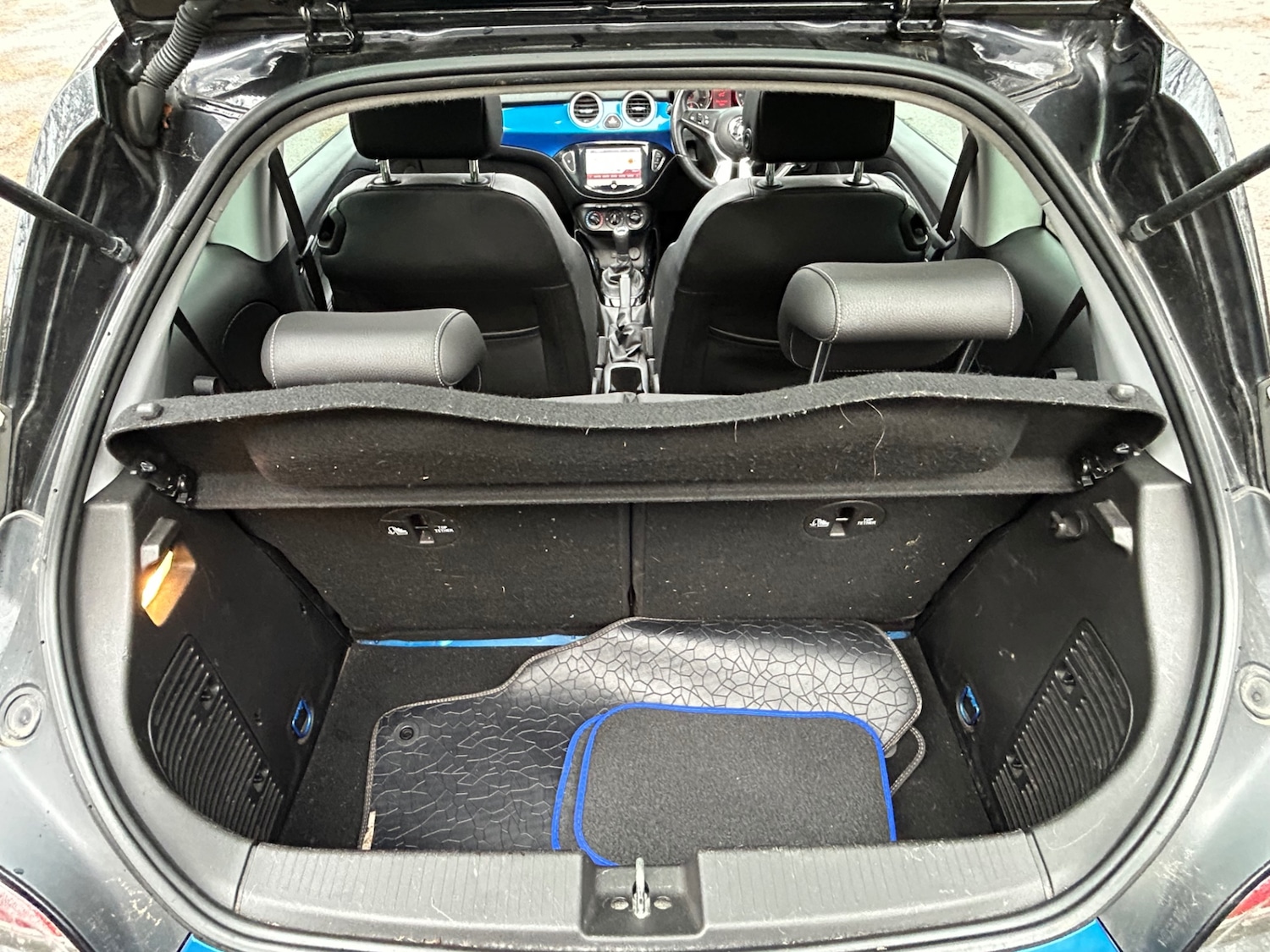 Used Vauxhall ADAM 2015 for sale - 76684190: Photo 17