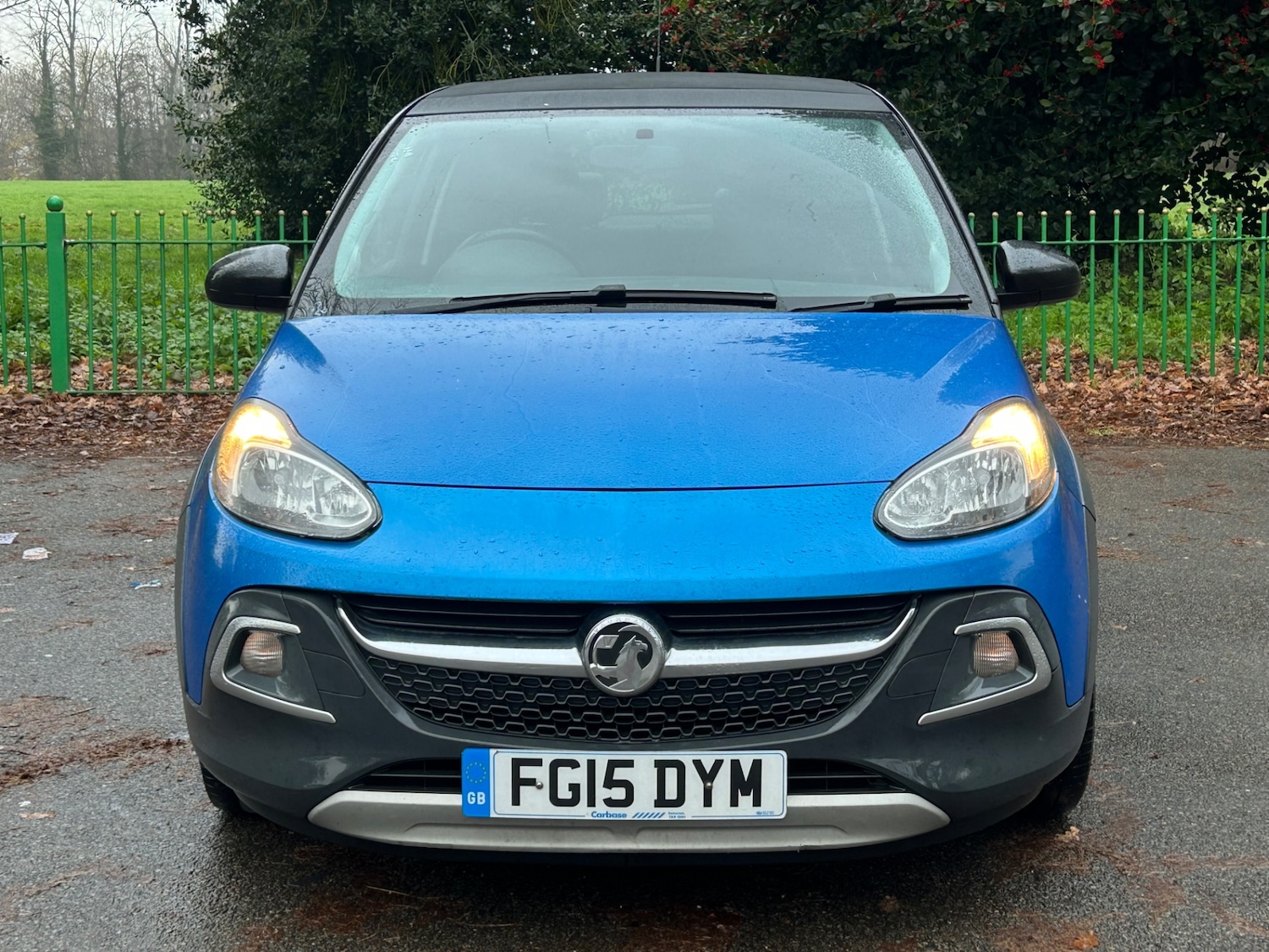 Used Vauxhall ADAM 2015 for sale - 76684190: Photo 2