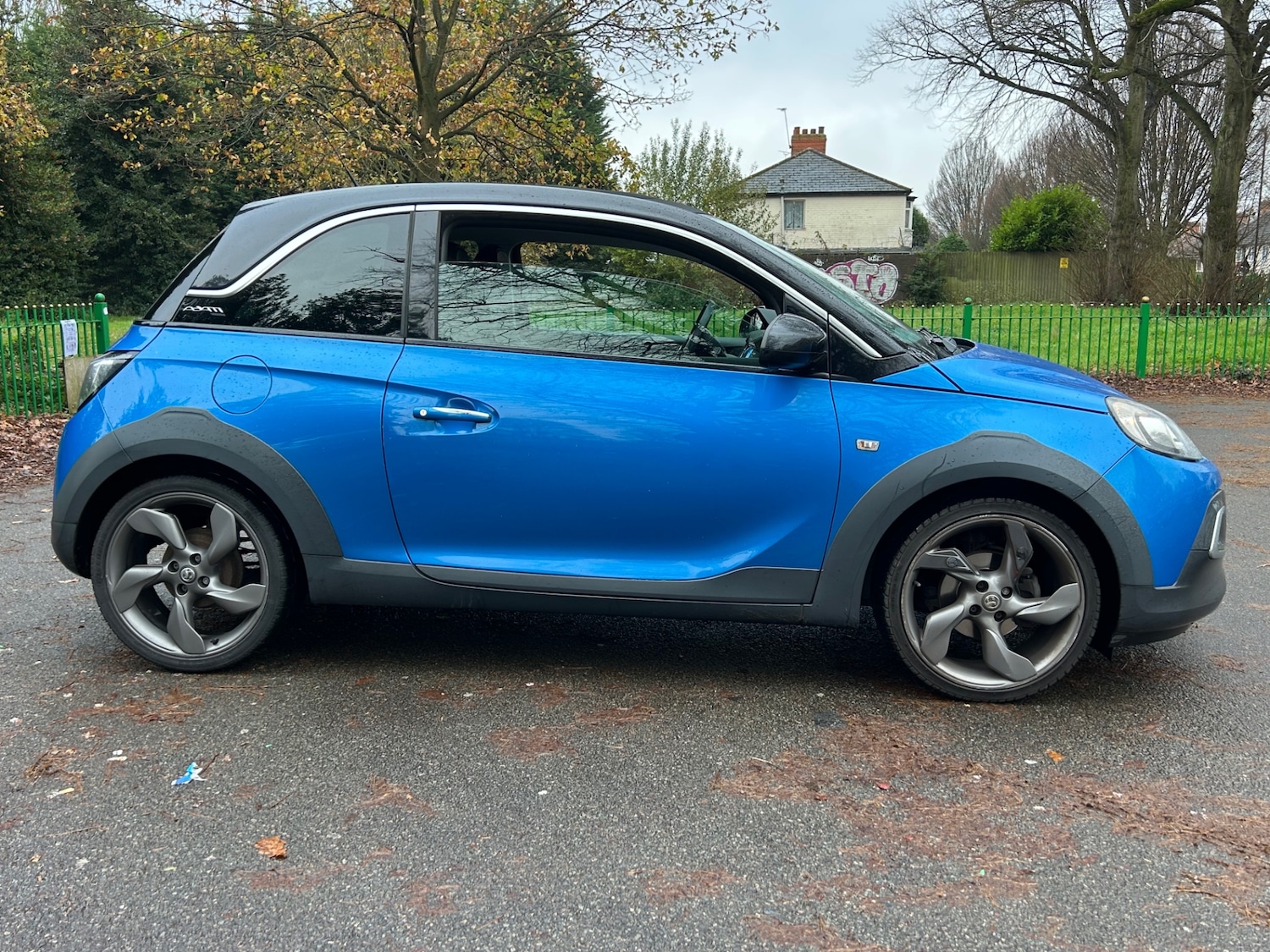 Used Vauxhall ADAM 2015 for sale - 76684190: Photo 8