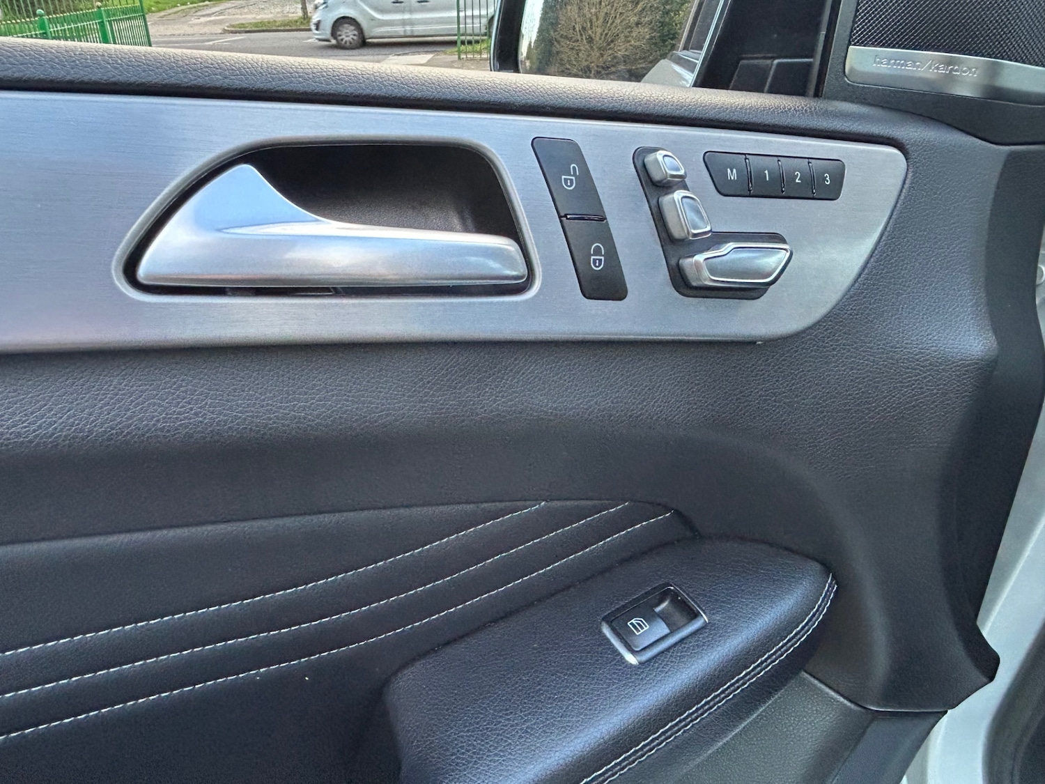 Used Mercedes-Benz GLE 2018 for sale - 77891861: Photo 15