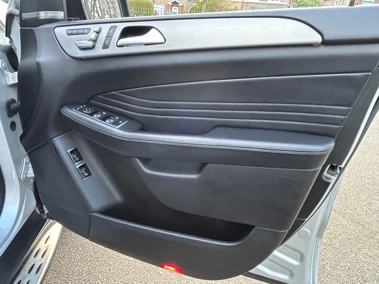 Used Mercedes-Benz GLE 2018 for sale - 77891861: Photo 25