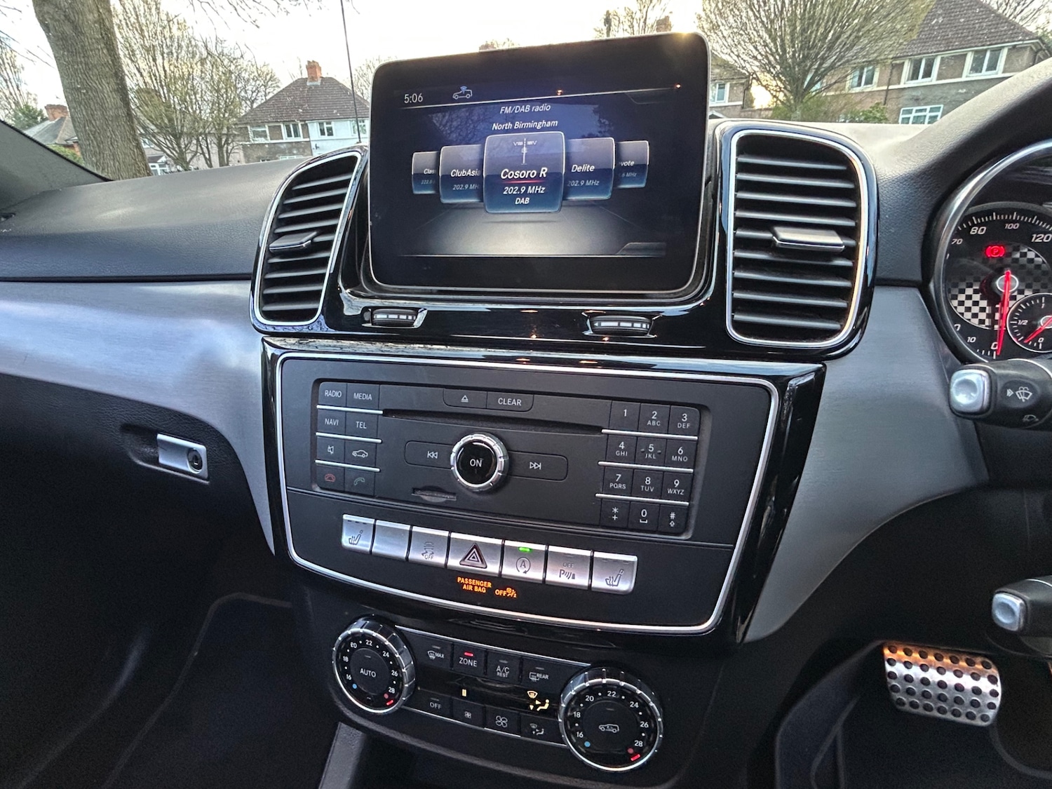 Used Mercedes-Benz GLE 2018 for sale - 77891861: Photo 31