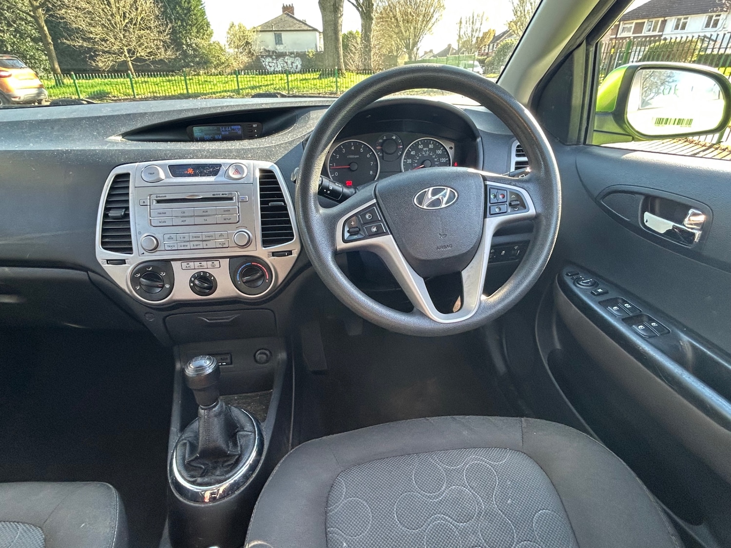 Used Hyundai i20 2011 for sale - 77918305: Photo 15