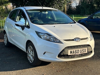 2011 (60) - 1.25 Edge 5dr