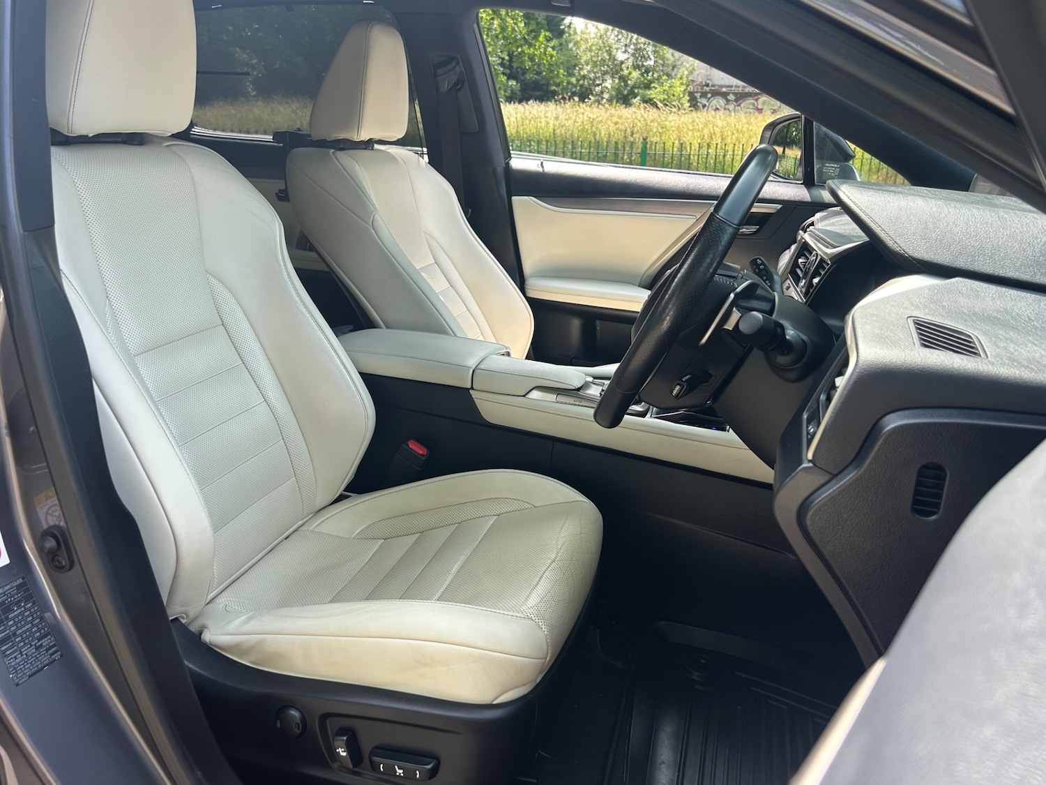 Used Lexus RX 2019 for sale - 76664939: Photo 27