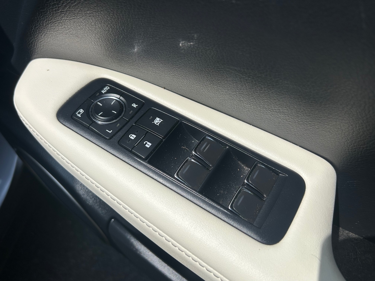 Used Lexus RX 2019 for sale - 76664939: Photo 32