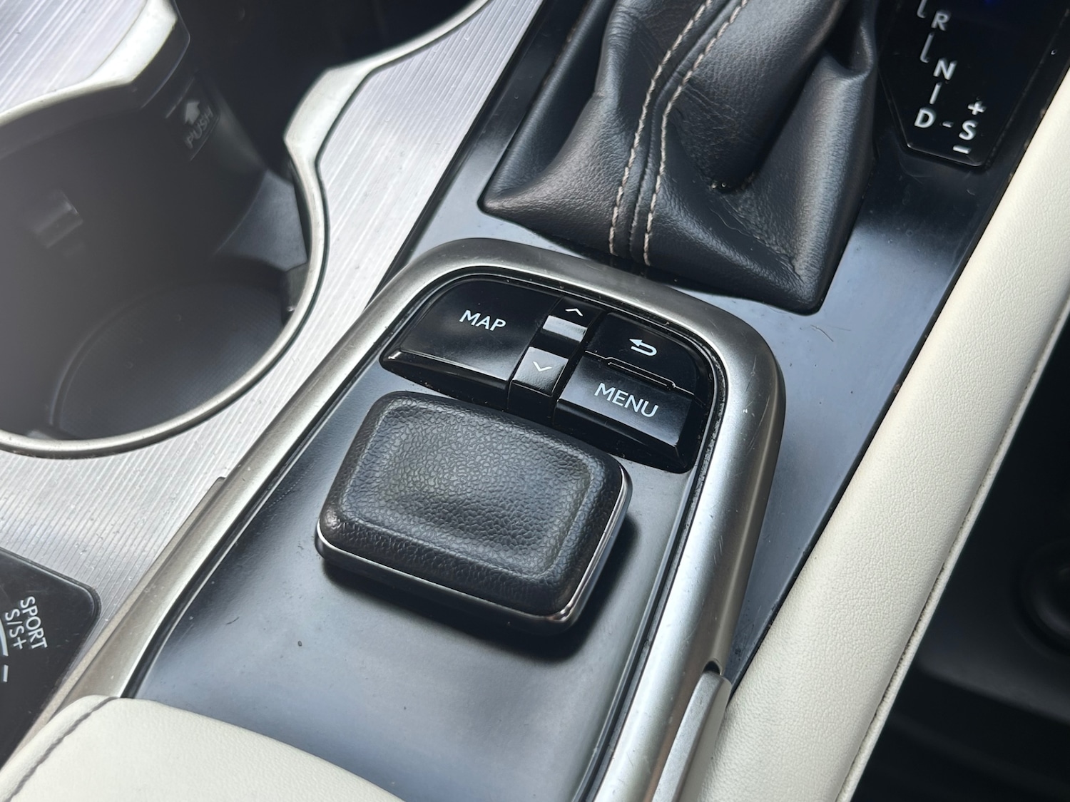 Used Lexus RX 2019 for sale - 76664939: Photo 39